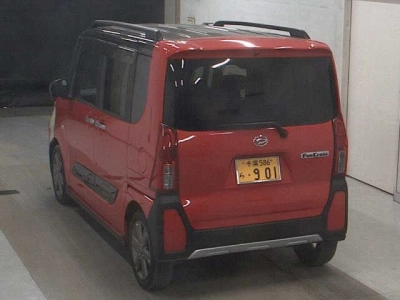 DAIHATSU TANTO FUN CROSS