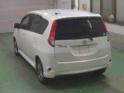 TOYOTA PASSO SETTE