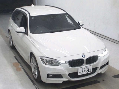 BMW 3 SERIES