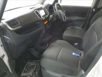 MITSUBISHI DELICA D:2