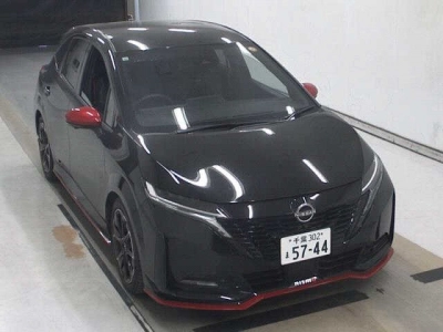 NISSAN AURA