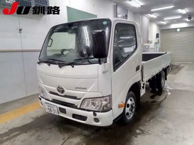 TOYOTA DYNA