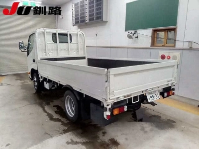 TOYOTA DYNA