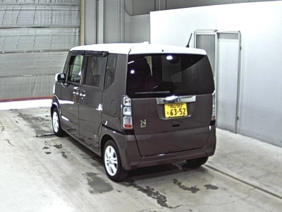HONDA N BOX