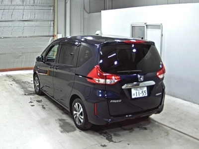 HONDA FREED HYBRID