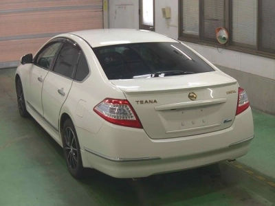 NISSAN TEANA