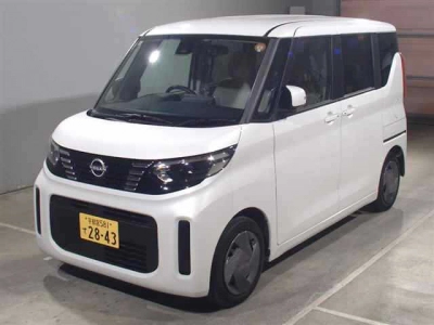 NISSAN ROOX