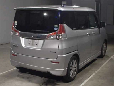 MITSUBISHI DELICA D:2