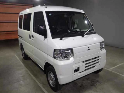 MITSUBISHI MINICAB