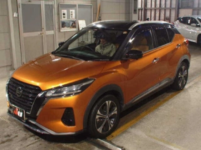 NISSAN KICKS