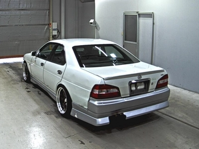 NISSAN LAUREL