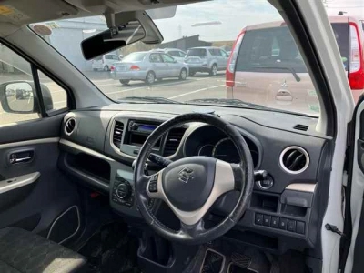 SUZUKI WAGON R STINGRAY