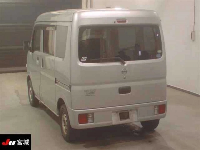 NISSAN NV100 CLIPPER