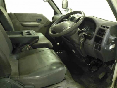 NISSAN VANETTE TRUCK