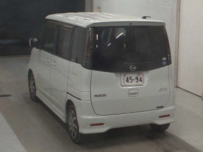 NISSAN ROOX