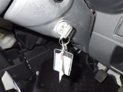 NISSAN NT100 CLIPPER