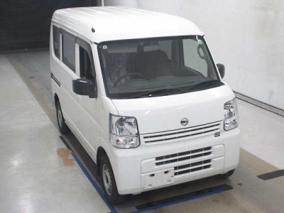NISSAN NV100 CLIPPER