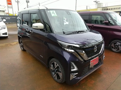 NISSAN ROOX