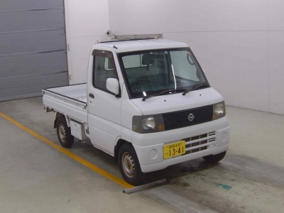 NISSAN CLIPPER TRUCK