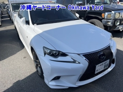 LEXUS IS