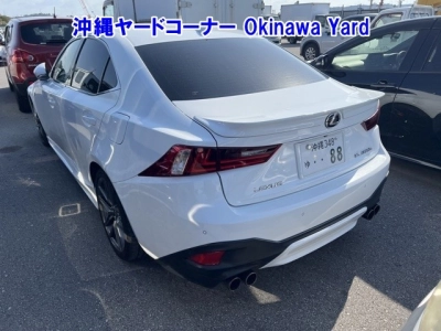 LEXUS IS