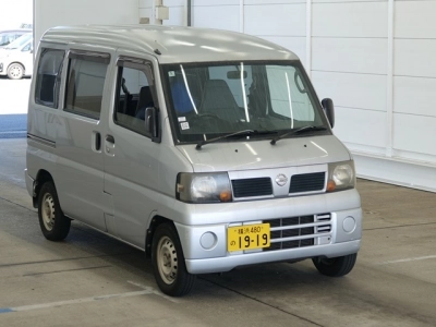 NISSAN CLIPPER