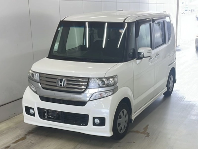 HONDA N BOX CUSTOM