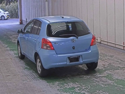 TOYOTA VITZ