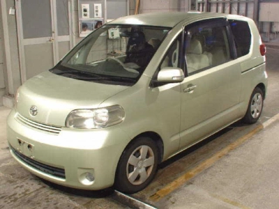 TOYOTA PORTE