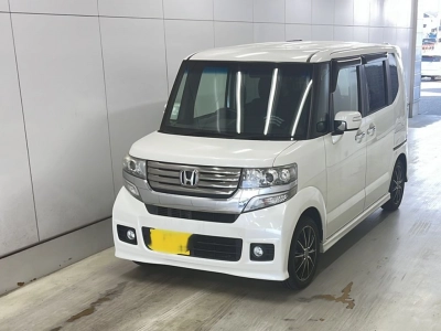 HONDA N BOX CUSTOM