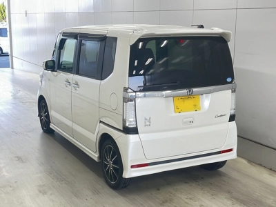 HONDA N BOX CUSTOM