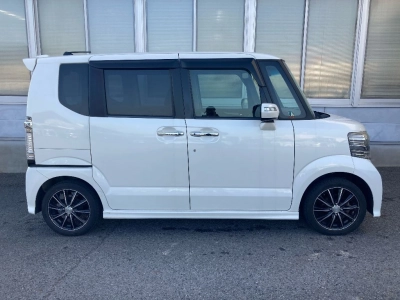 HONDA N BOX CUSTOM