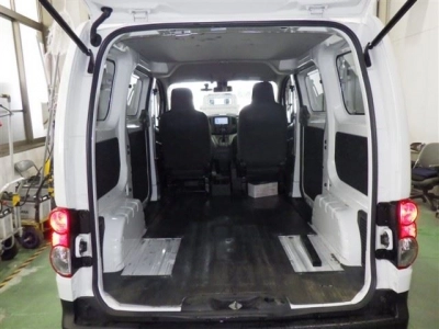 NISSAN NV200 VANETTE VAN