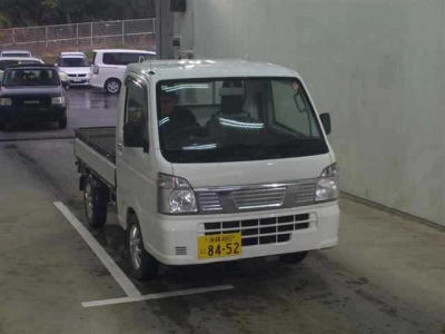 NISSAN CLIPPER