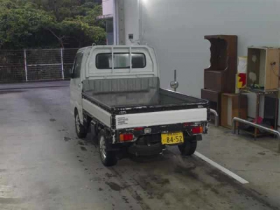 NISSAN CLIPPER