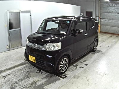 HONDA N-BOX SLASH