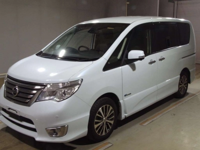 NISSAN SERENA