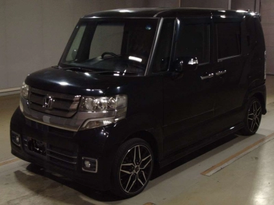 HONDA N BOX CUSTOM
