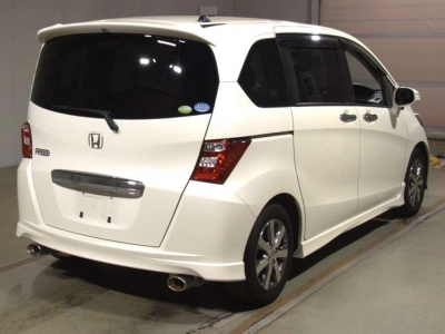 HONDA FREED