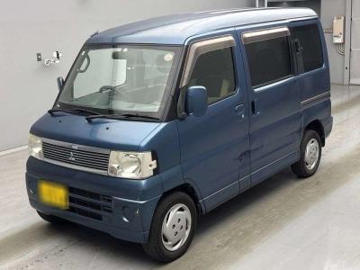 MITSUBISHI TOWN BOX