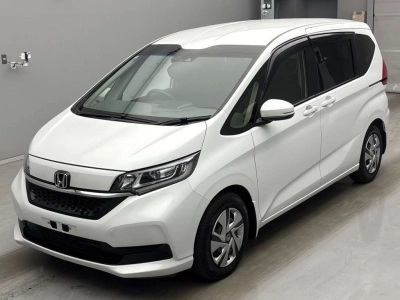 HONDA FREED HYBRID