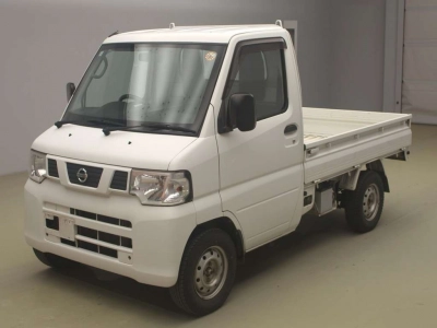 NISSAN CLIPPER TRUCK