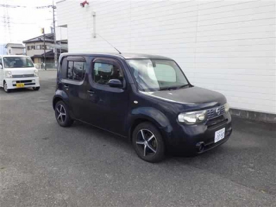 NISSAN CUBE