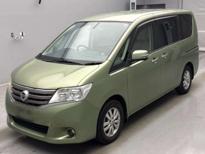 NISSAN SERENA