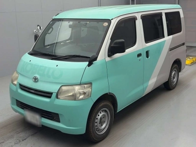 TOYOTA TOWN ACE VAN