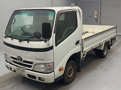TOYOTA DYNA TRUCK