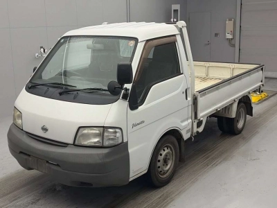 NISSAN VANETTE TRUCK