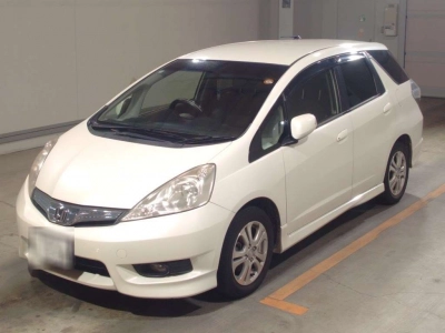 HONDA FIT SHUTTLE HYBRID