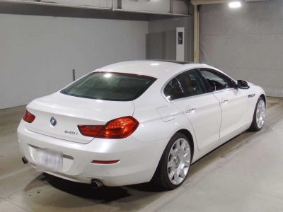 BMW 6 SERIES