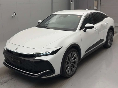 TOYOTA CROWN CROSSOVER